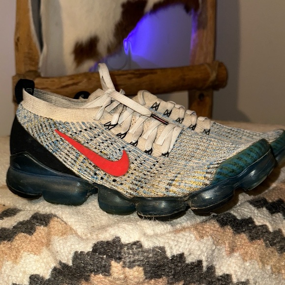 multi coloured vapormax